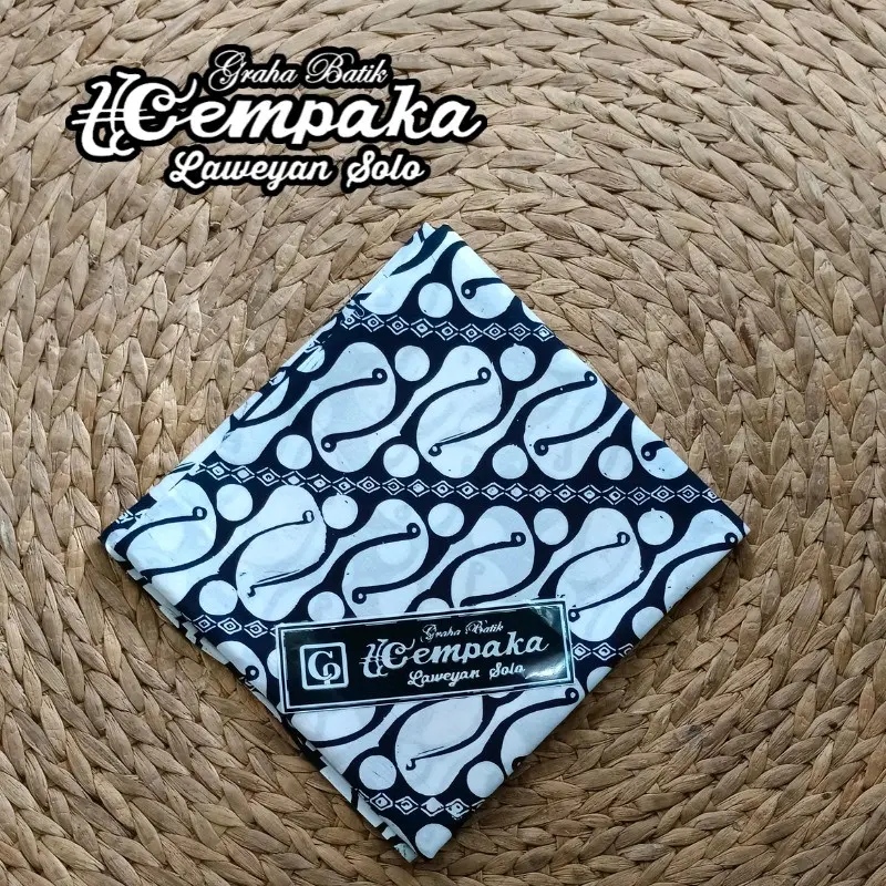 KAIN BATIK PARANG CAP HITAM PUTIH BATIK CEMPAKA LAWEYAN SOLO