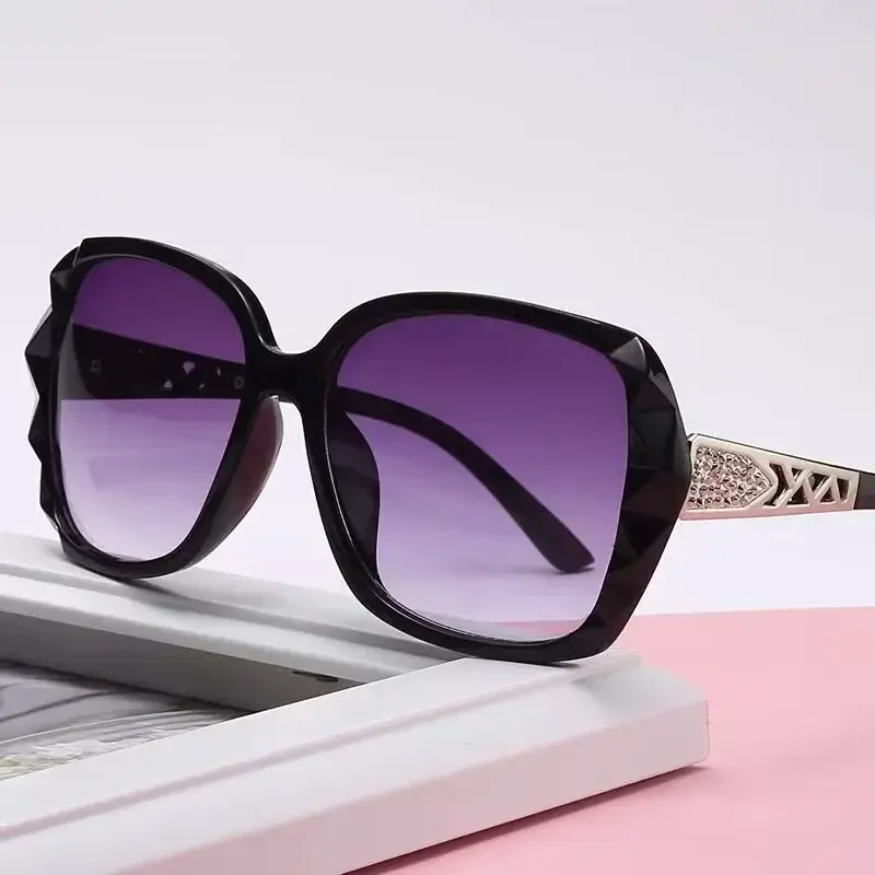 European And American Fashion Trendy People Large Frame Sunglasses Korean Style Women's Fashion UV Sunglasses Driving Cycling Glasses Wholesale