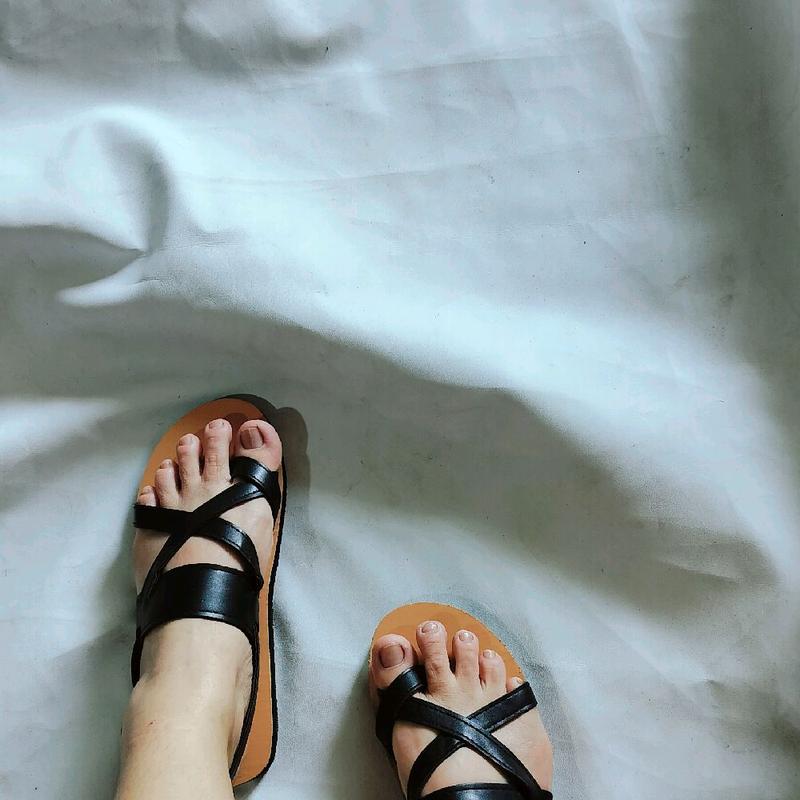 giày quai hậu dành cho học sinh. sinh viên. có đủ size nam và nữ Sandal Đế Bằng Cao Su Nhung DéP 7