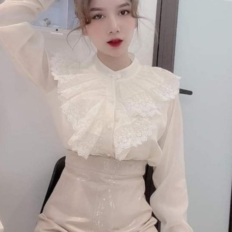 Áo sơ mi nữ kiểu tiểu thư tay dài bánh bèo chất vải voan tơ 2 lớp áo from rộng vừa nút ngọc cổ trụ phối ren màu trắng kem - áo sơ mi trắng kiểu tay phồng công sở đi học đi làm Top Jean Top Women