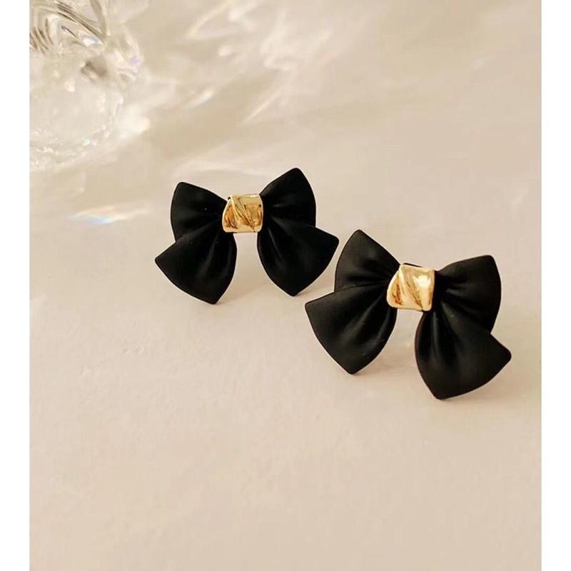 Mimosa.id Hepburn Anting tusuk dengan Desain Ribbon Untuk Wanita 5