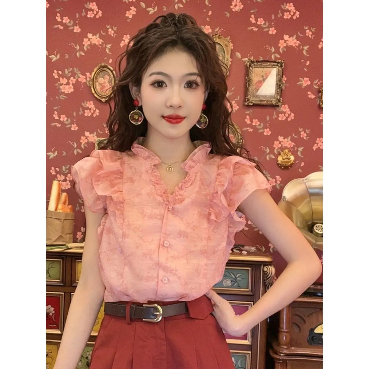 Áo Cánh, Phong Cách Hồng Kông Cổ Điển, Độc Đáo Và Đẹp Mắt, Cổ Áo Xếp Nhún Áo Sơ Mi ngắn Tay Màu Hồng, Dành Cho Nữ, Thích Hợp Cho Mùa Hè, Áo Tay Áo Xù Nhẹ Nhàng, Cỡ Nhỏ