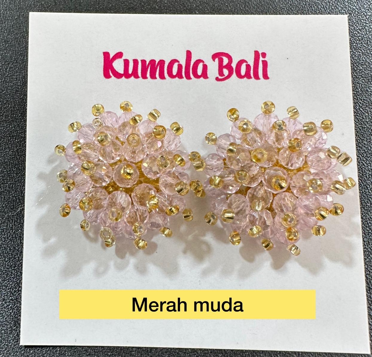 Anting emerald bulat cantik Perempuan