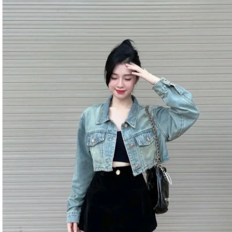 Áo khoác jeans croptop nắp túi mài bạc chất bò dày dặn tôn dáng dễ phối đồ Nữ