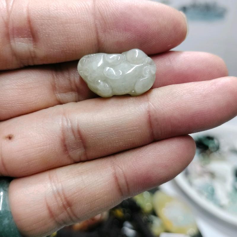 Charm mix vòng tay phong thủy làm từ  Jade jadeite 0