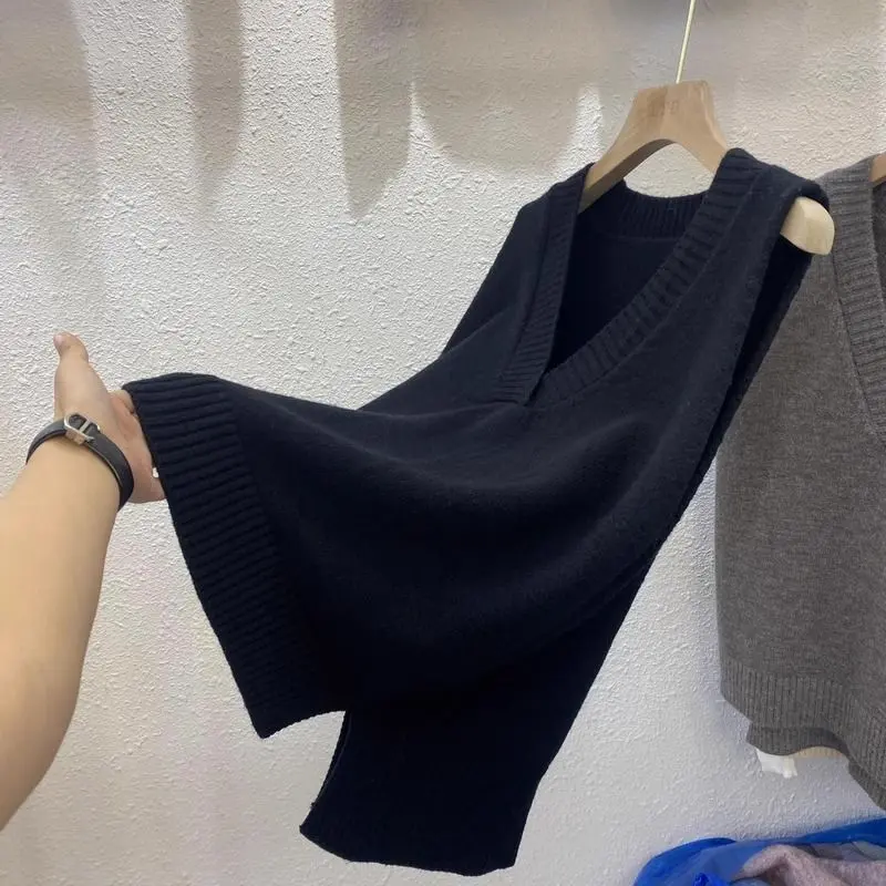 Áo Vest Len, Cổ Chữ V, Dành Cho Nữ, Phong Cách Hàn Quốc, Bên Trong Không Tay, Áo Vest Dệt Kim, Phong Cách Preppy Tối Giản, Dáng Rộng Vừa Vặn, Có Thể Mặc Ngoài Trời, Áo Vest Phong Cách Phương Tây fall&winter Women Top 1
