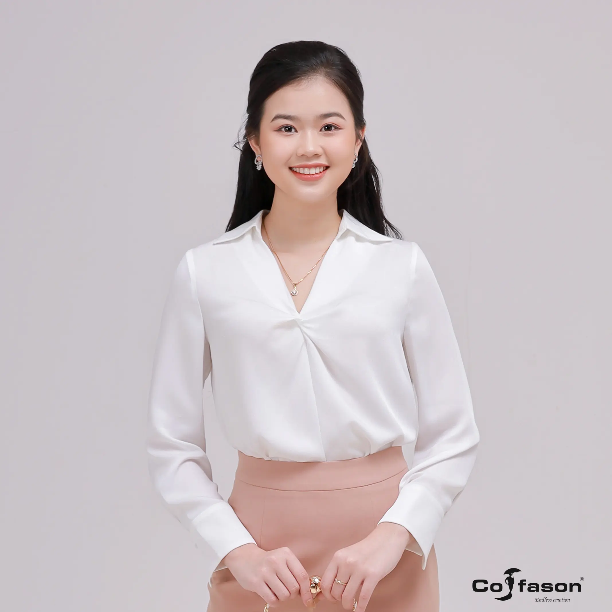 SƠ MI XẾP NHÚN CỔ ĐỨC TAY DÀI-04 Màu Trắng/Đen/Xanh Đen/Da-Size S//M/L/XL- Áo sơ mi công sở-vải lụa Hàn Quốc-Mềm mịn mát