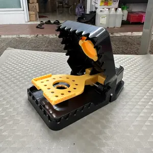 Penjepit Tikus Ukuran Besar