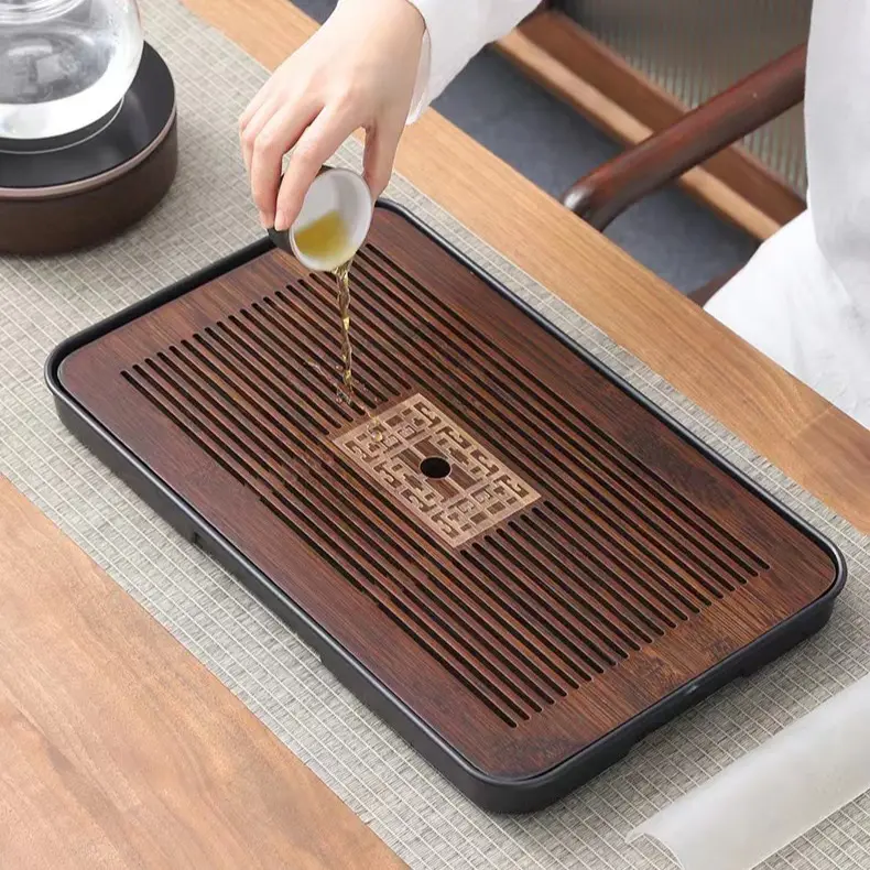 Khay trà tre đựng ấm chén cao cấp 4