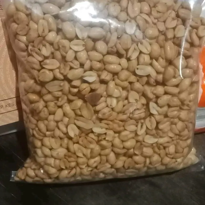 kacang bawang gurih berat 1kg