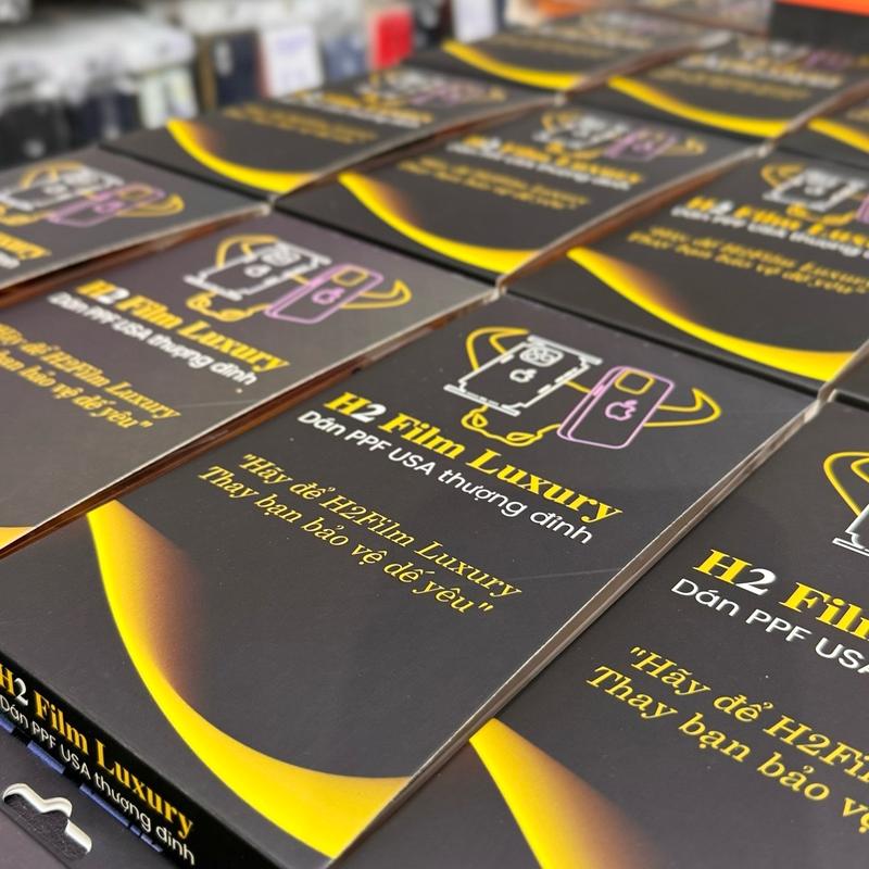 (Conbo 2 bộ xài trần ) H2Film Luxury sản phẩm có tặng kèm khung trợ dán - ppf dán bảo vệ điện thoại tặng kèm dán bảo vệ nút - táo - đế camera cho 12promax 13promax 14promax 15promax 15plus 16plus 16promax ốptừtính