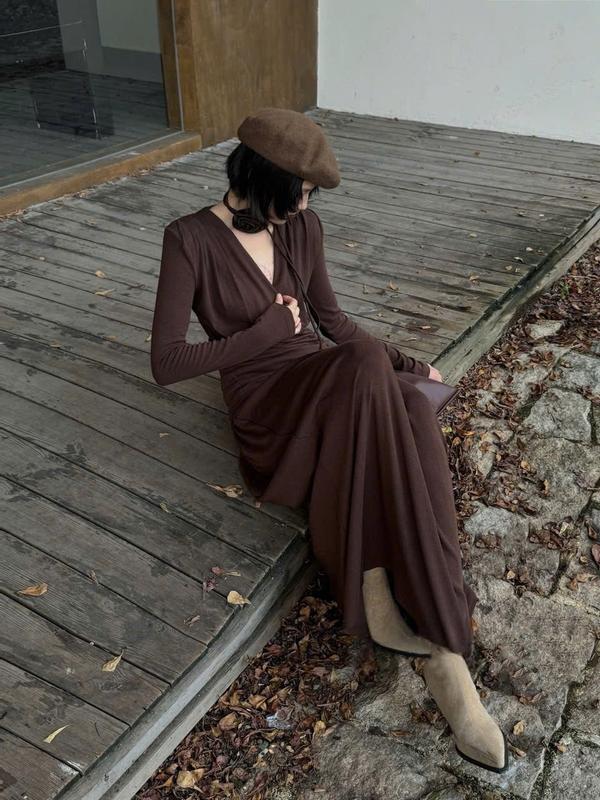 (AT328)(CV184) Áo thun vạt chéo cổ phối dây hoa chân váy dài xếp ly MAIDO TRENDY