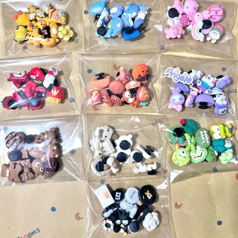SET 10 JIBBITZ, STICKER GẮN DÉP SỤC