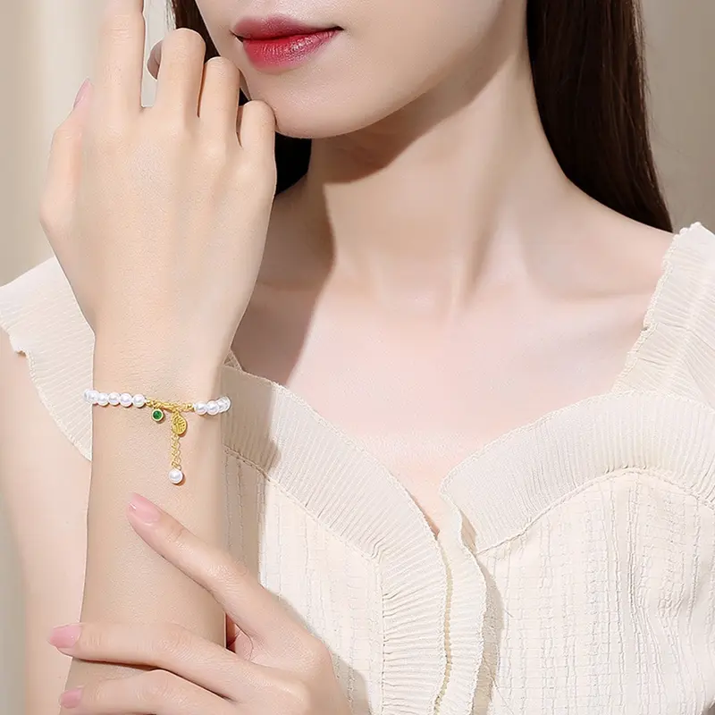 【Sktlz】 Red Beads Rabbit Bracelet Women's Fashion Valentine's Day Gift Bracelets Chain 1