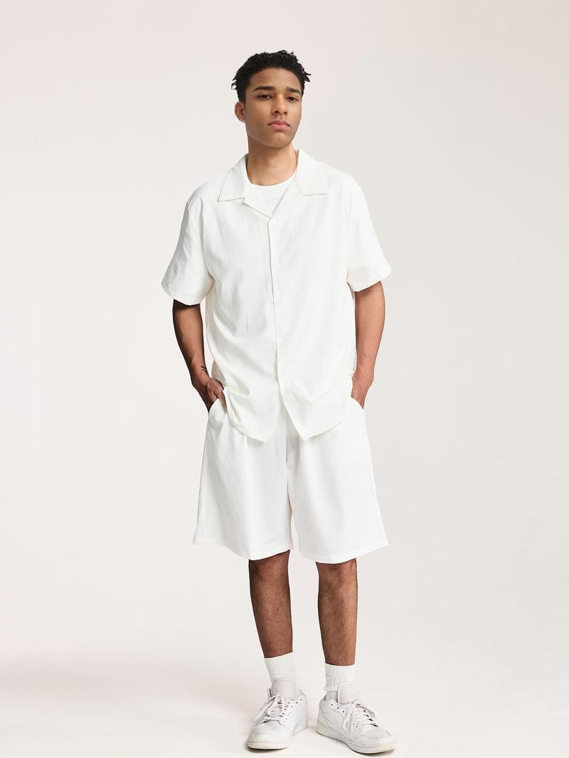 Product Introduction of Men's Solid Button Front Shirt, Casual Short Sleeve Lapel Neckline Top for All Seasons, Fashion Men's Clothes for Daily Wear 4