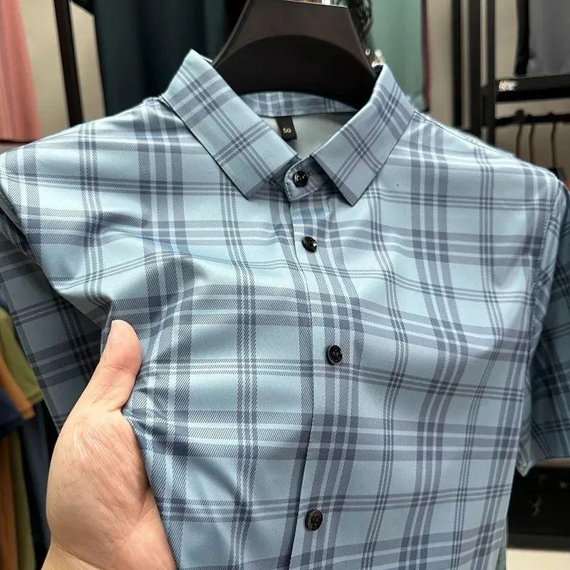Áo Sơ Mi ngắn Tay Không Đường May Chất Liệu Lụa Lạnh Dành Cho Nam Giới, Phong Cách Công Sở Thường Ngày Không Cần Ủi, Thoáng Khí, Trang Phục Mùa Hè, Áo Sơ Mi Kẻ Sọc, Hợp Xu hướng, HK 3