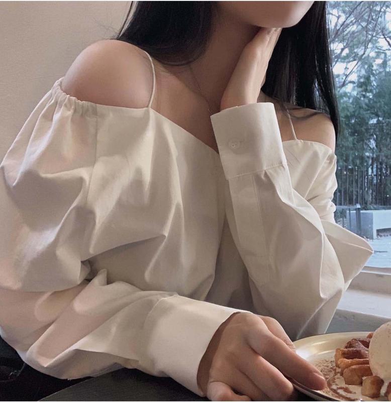 Áo trễ vai dài tay chất vải thô lụa Miho house