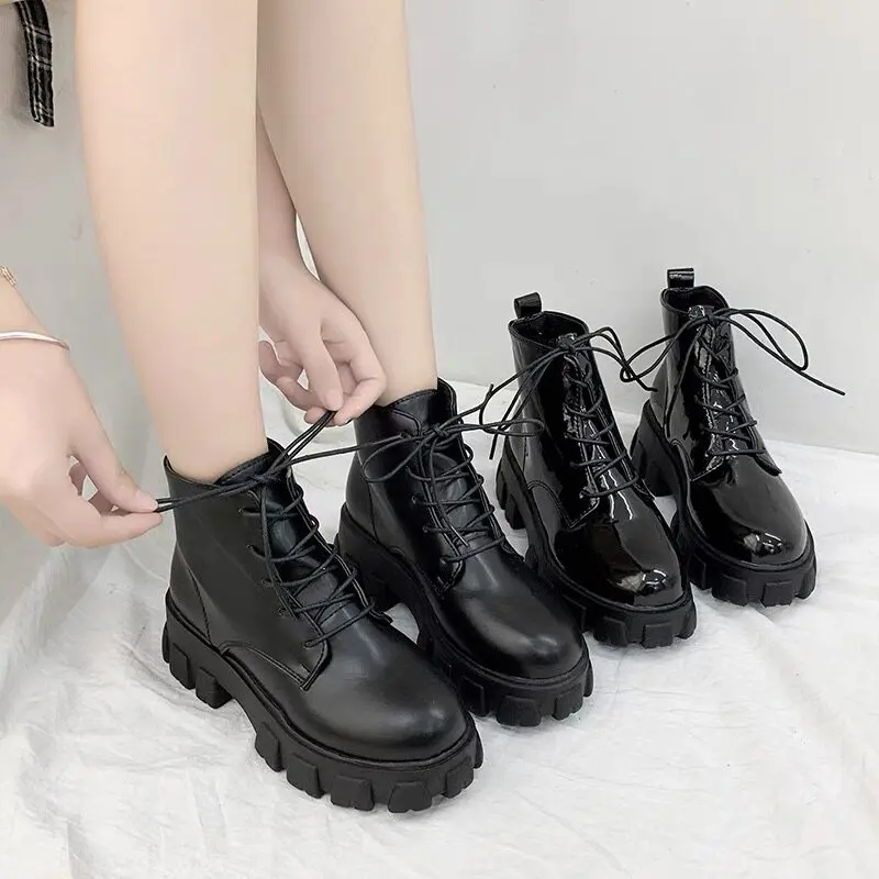 SS24 Smo094 Martin boots Women fashion boots 2023 lace up boots British style single boots ankle boots chunky heel shoes