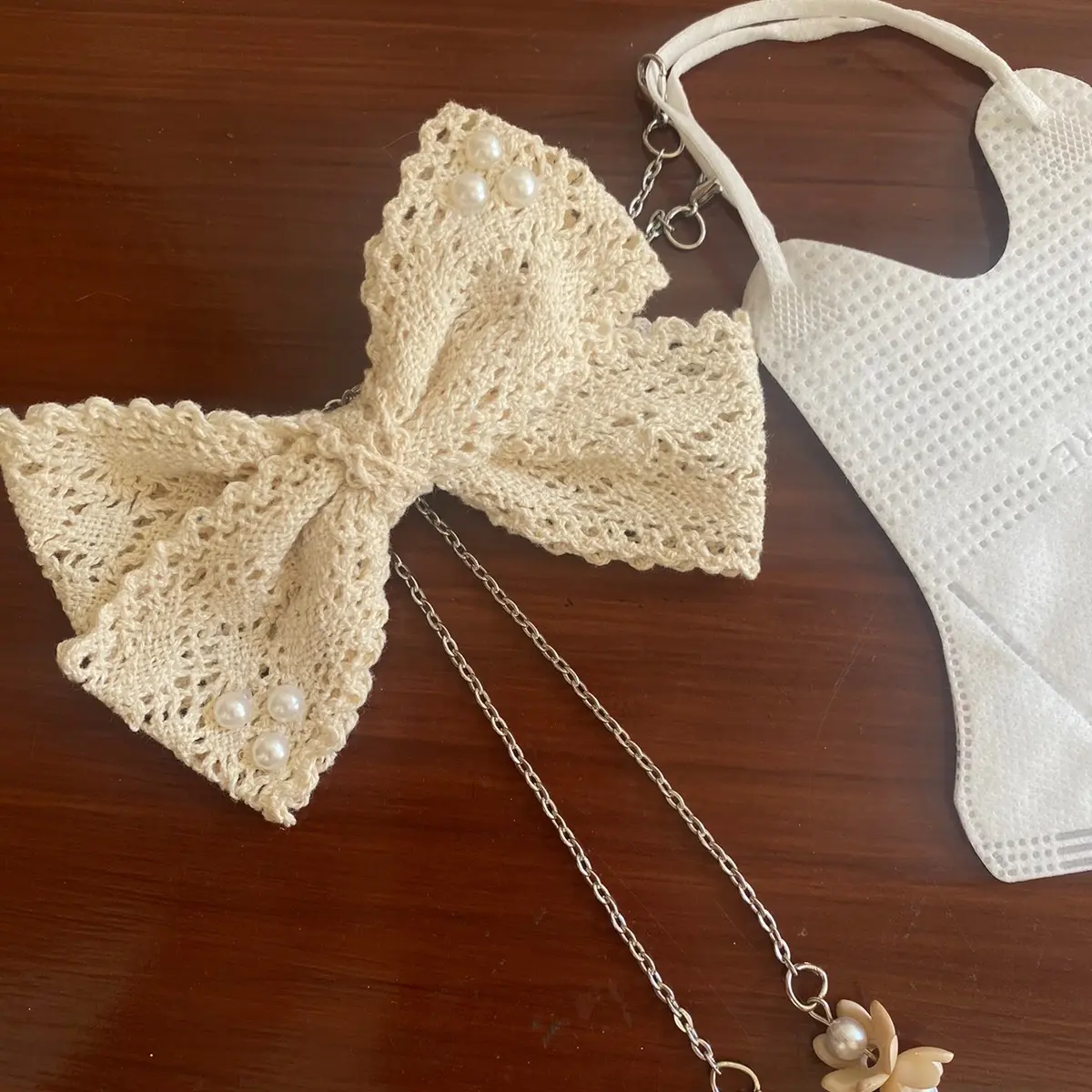 Konektor Masker Pita Rantai Strapmasker Rantai Pengait Masker Pita Ribbon Detail Rantai Model vintage estetik Konektor Masker Renda Pita Lace Gaya Korea Konektor Masker Pita Viral