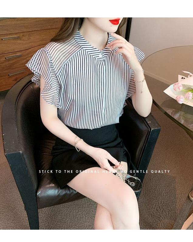 Product Introduction of Áo Voan, Họa Tiết Sọc, Tay Bay Cho Nữ, Thời Trang Mới Mùa Hè 2024, Phong Cách Phương Tây Nhỏ Áo ngắn Tay Top Women Sơ Mi Sọc Kẻ Cổ Tròn 7