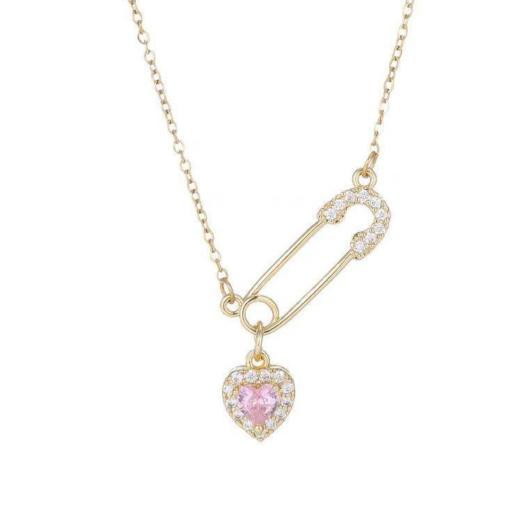 Safety Pin Necklace with Heart Charm Pink Crystal Hearts Pendant Paperclip Necklace for Woman Hollow Pin Heart Chains Choker 7