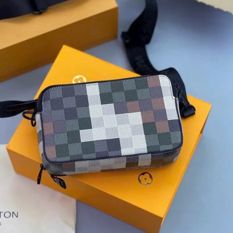 ￼Túi Đeo Chéo Nam L,V Alpha Wearable Wallet xanh caro 0