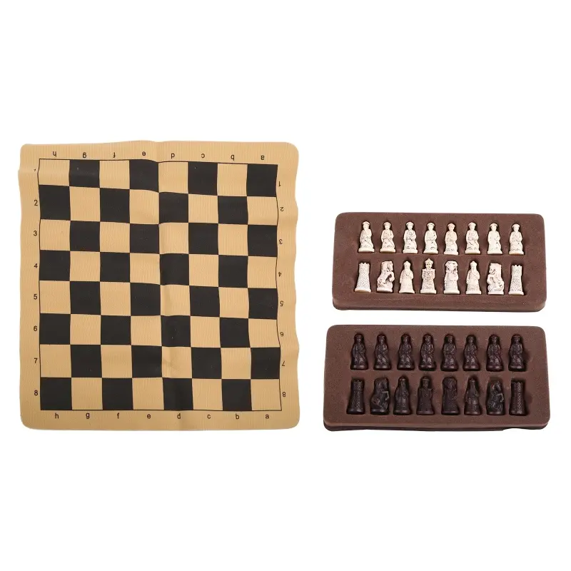 FESHS Set of Antique Chess Small Leather Chess Board ngbing Lifelike Chess Pieces Character Parenting Gifts Entertainment