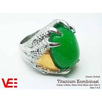 Gambar VeE Cincin Gothic Titanium Kombinasi Batu Giok Hijau - Cakar Naga 6 Ku dari Vee Jewelry Store Kota Bekasi 2 Tokopedia