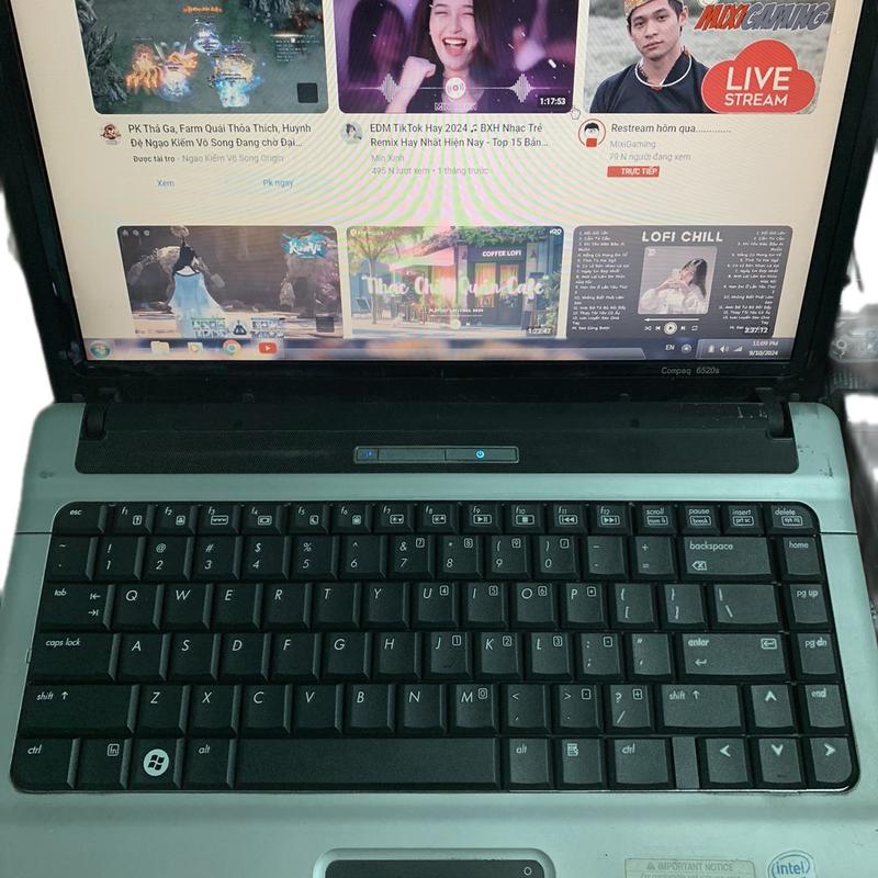   Đã Qua Sử Dụng  - Máy tính xách tay Leop bộ nhớ RAM 2G ổ cứng 250GB không pin laptop 14 giare 