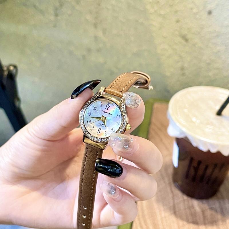 Doukou Đồng Hồ Nữ Hàn Quốc Chống Xước Kính Sapphire Size 24mm Dây Da Bò Cao Cấp Tặng Pin Dư Phòng Đồng Hồ LuLa Women Watch Đeo Tay dongho lula 1