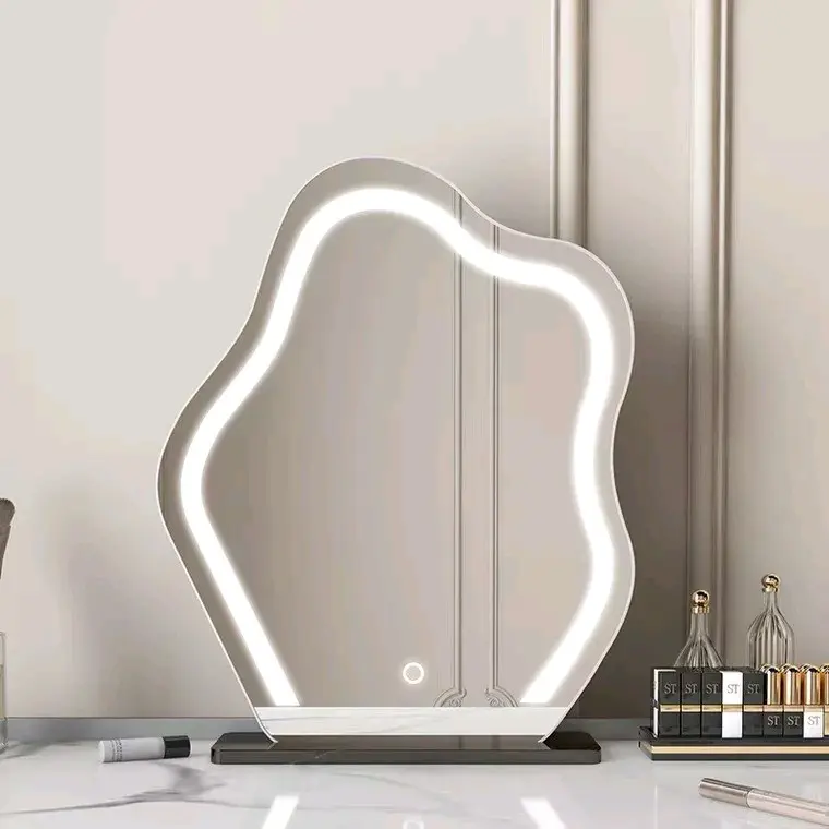 Gương hạt đậu để bàn trang điểm có viền phun cát Led cảm ứng ( tặng kèm đế gỗ ) 4