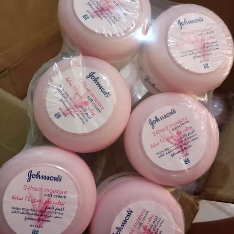 Johnson's 24 Hour Moisture Soft Cream 200ML Kulit 1