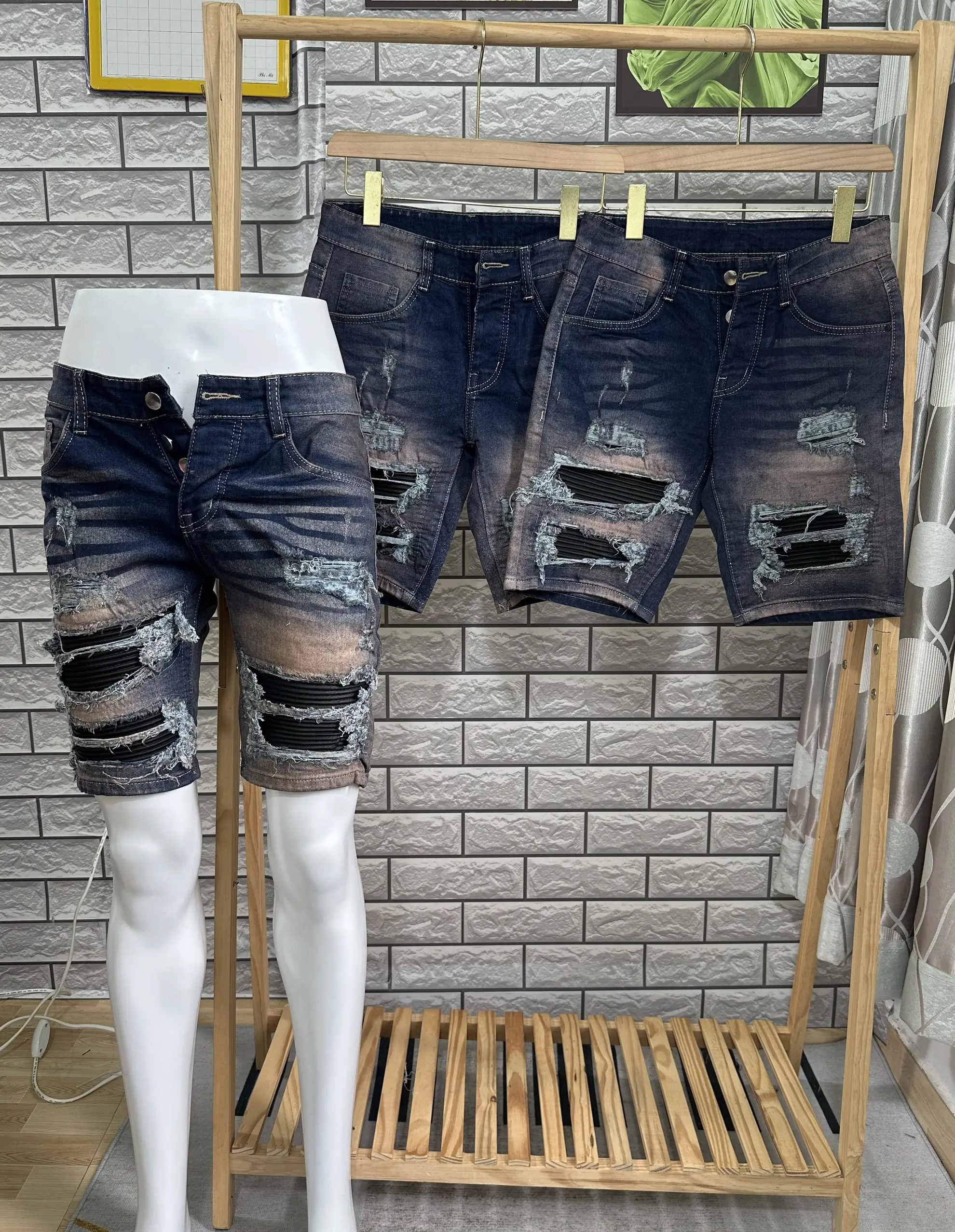 (NGỐ XỊN 4 CÚC) QUẦN SHORT JEANS NAM 4 CÚC RÁCH BỤI VÁ DA BOY PHỐ Menswear Denim Ong