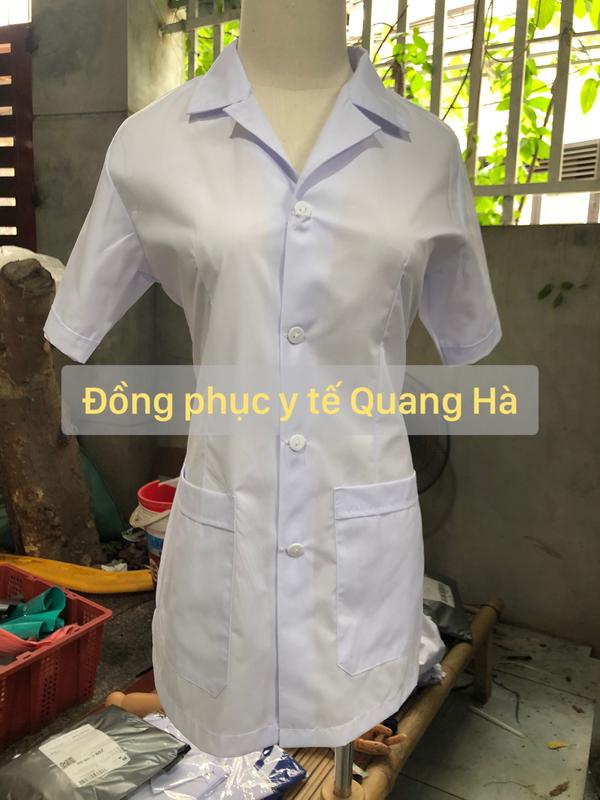 Áo Blue, Blouse trắng Dáng Ngắn Ngang Đùi Nam Nữ Cộc Tay vải lon nhật - Dành Cho Y Tá, Dược Sĩ, Điều Dưỡng
