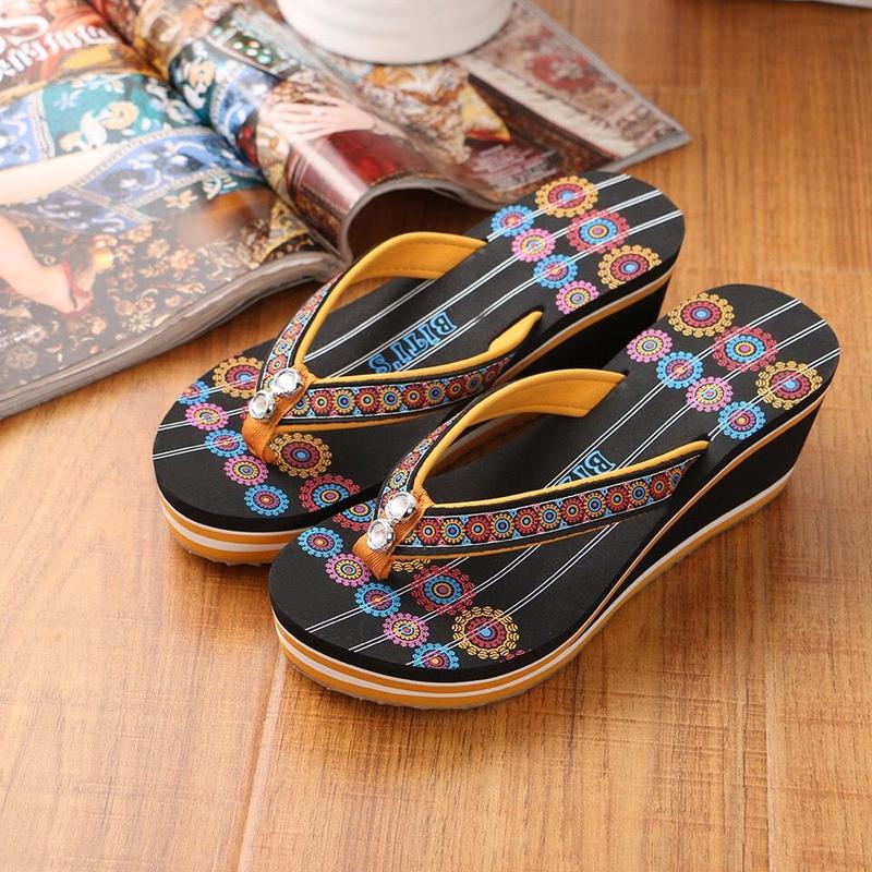 Product Introduction of Giày Cao Gót Nữ, Biti 's, Phong Cách Việt Nam, Đế Xuồng, Thời Trang Mùa Hè, Không Trơn Trượt, Thích Hợp Đi Biển, Dép Xỏ Ngón, Có Thể Mặc Ngoài Trời DéP Shoes 6