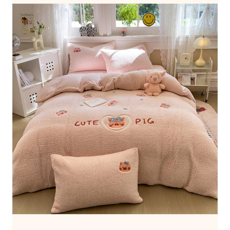 Product Introduction of Bộ Khăn Nhung Cừu Thêu, Bốn Mảnh, Mùa Đông, Lót Lông Cừu, Vỏ Chăn Nhung Sữa, Ga Trải Giường Nhung San Hô, Bộ Đồ Giường Ba Mảnh, 3 0