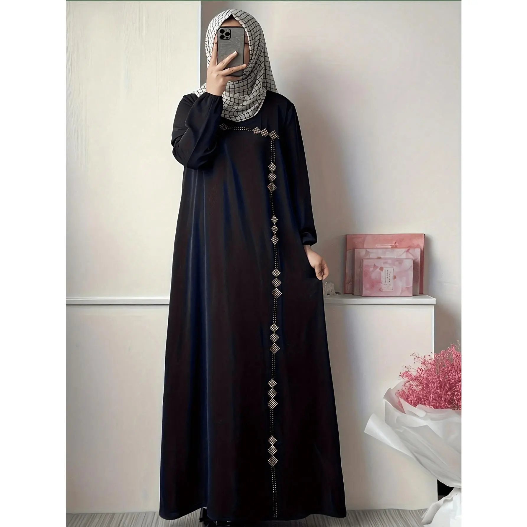 Women's black robe dress Middle East 2025 new
