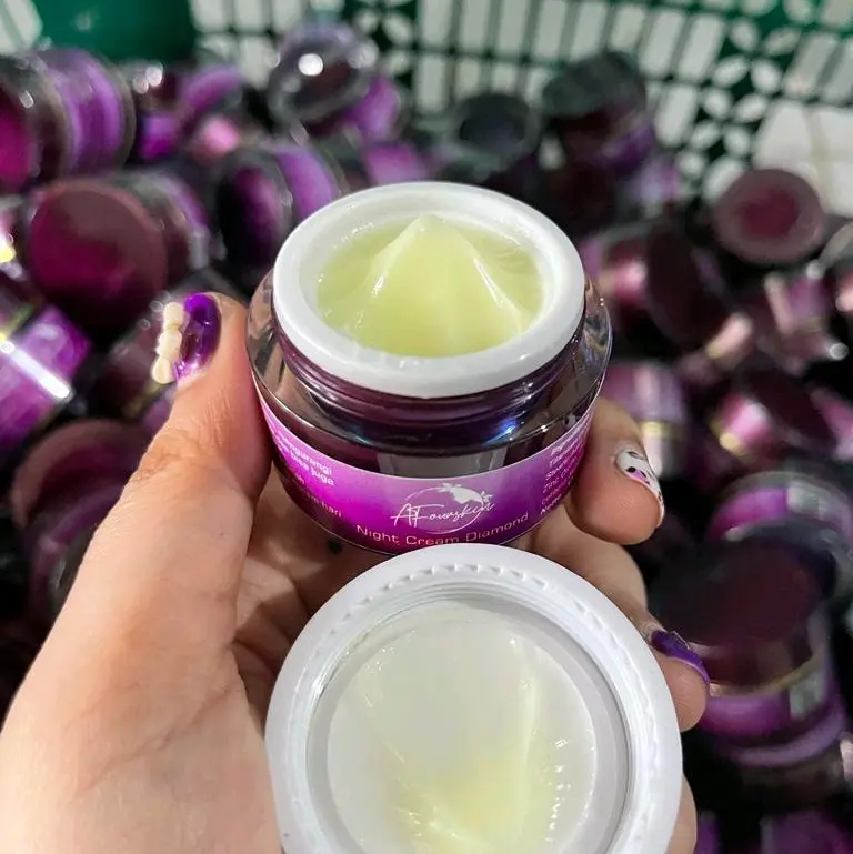 Diamond Glow Night Cream Semua Jenis Kulit Mencerahkan Mengencangkan Perawatan Wajah Pencerah Pelembab