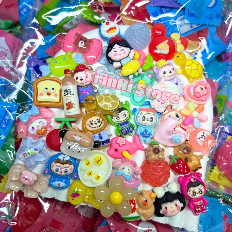    Tặng keo   Combo 100 túi mù charm mô hình nhân vật bên labulabu capypara  combo 50 túi   ... _làm đồ chơi trang trí ốp lưng gương cầm tây Toy   có phát sáng và không phát sáng    