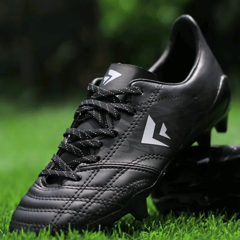 SEPATU SEPAKBOLA SEVSPO GARUDA APEX PREDATOR BLACK SILVER Boots 0