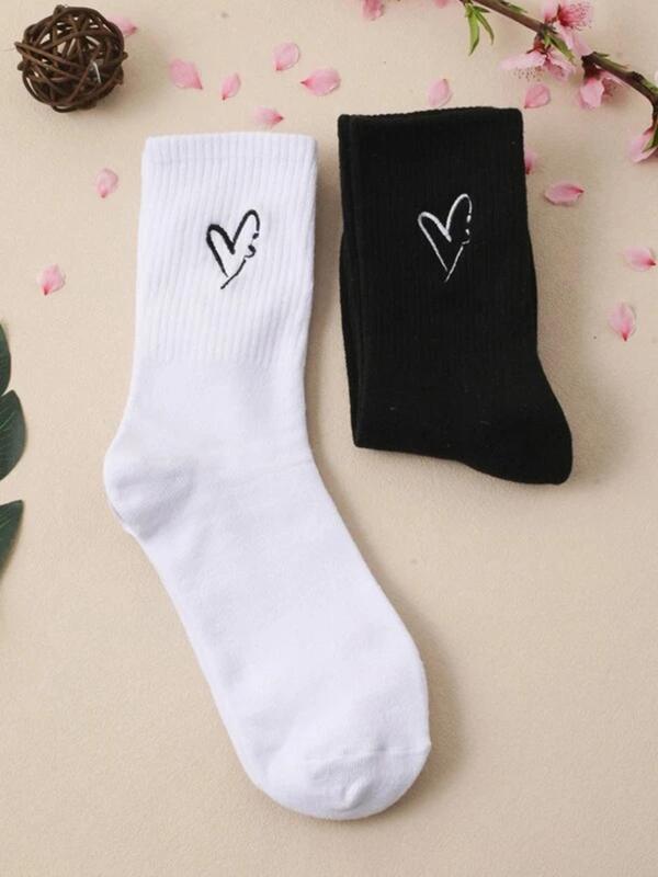 Women's Heart Print Crew Socks, Elegance Cozy Mid-calf Socks, Mid Tube Knit Socks, Lady's Socks & Hosiery for All Seasons, Comfort Basic Minimalist Womenswear 4