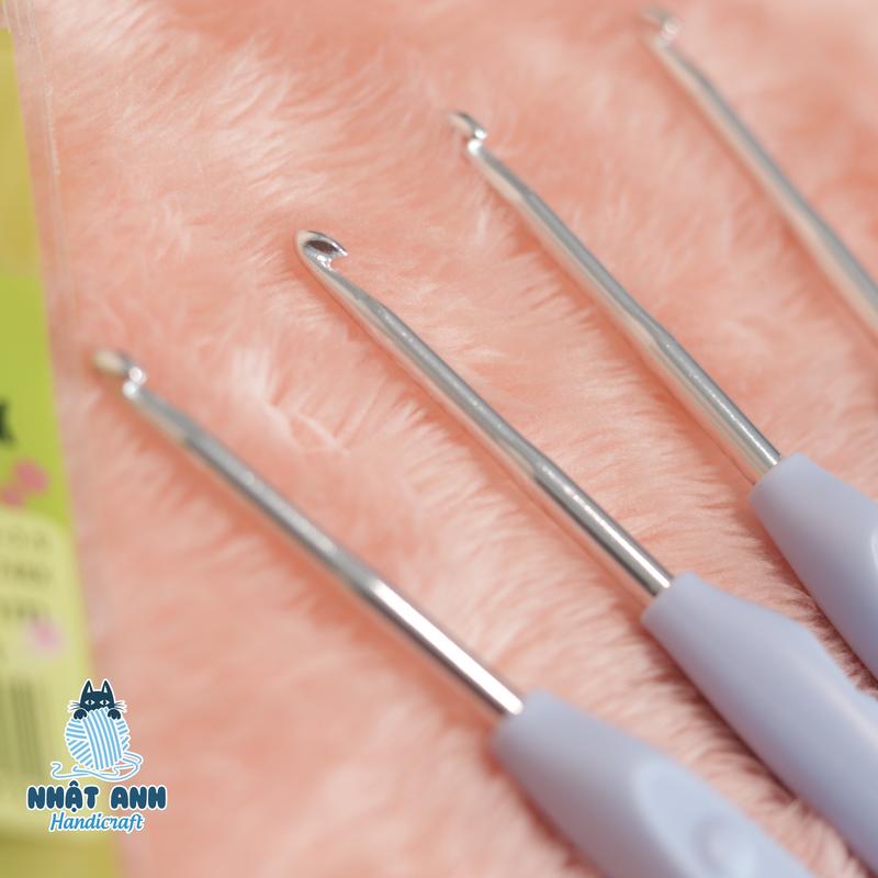 Kim móc len SKC cán nhựa dẻo đầu kim nhôm không gỉ kích thước linh hoạt từ 1.5mm tới 6mm