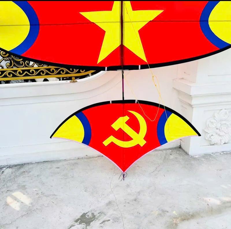 Diều Sáo Lắp Ghép Cờ Đỏ Sao Vàng . Diều Cacbon Cao Cấp 1m5-1m7-2m-2m5-3m Có Sẵn Dây Lèo Đồ Chơi Toy 3