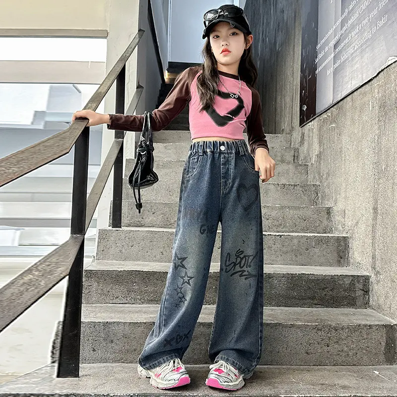 Quần Jeans ống xuông cho bé gái từ 15-45kg,họa tiết in tinh tế,thời