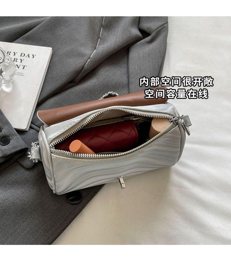 Product Introduction of Túi Nhỏ Hợp Xu hướng Cao Cấp Boshili, Dành Cho Nữ, Hàng Mới Về 2024, Túi Messenger Độc Đáo Dễ Phối Đồ Túi Đeo Vai Dây Xích, Thời Trang, Được 5887 Người Vinh Danh 10