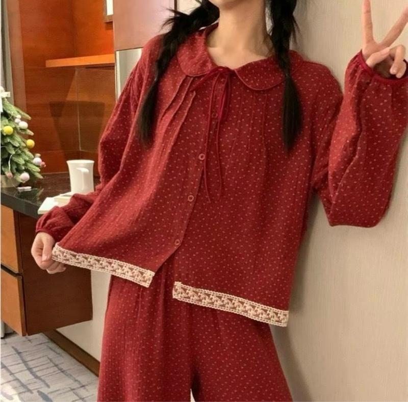 Product Introduction of Bộ pijama hoa nhí đỏ, sét bộ ngủ chất xô Muslin cổ sen tay bồng phối ren bèo đáng yêu mặc được cả hè và đông cho nữ 11