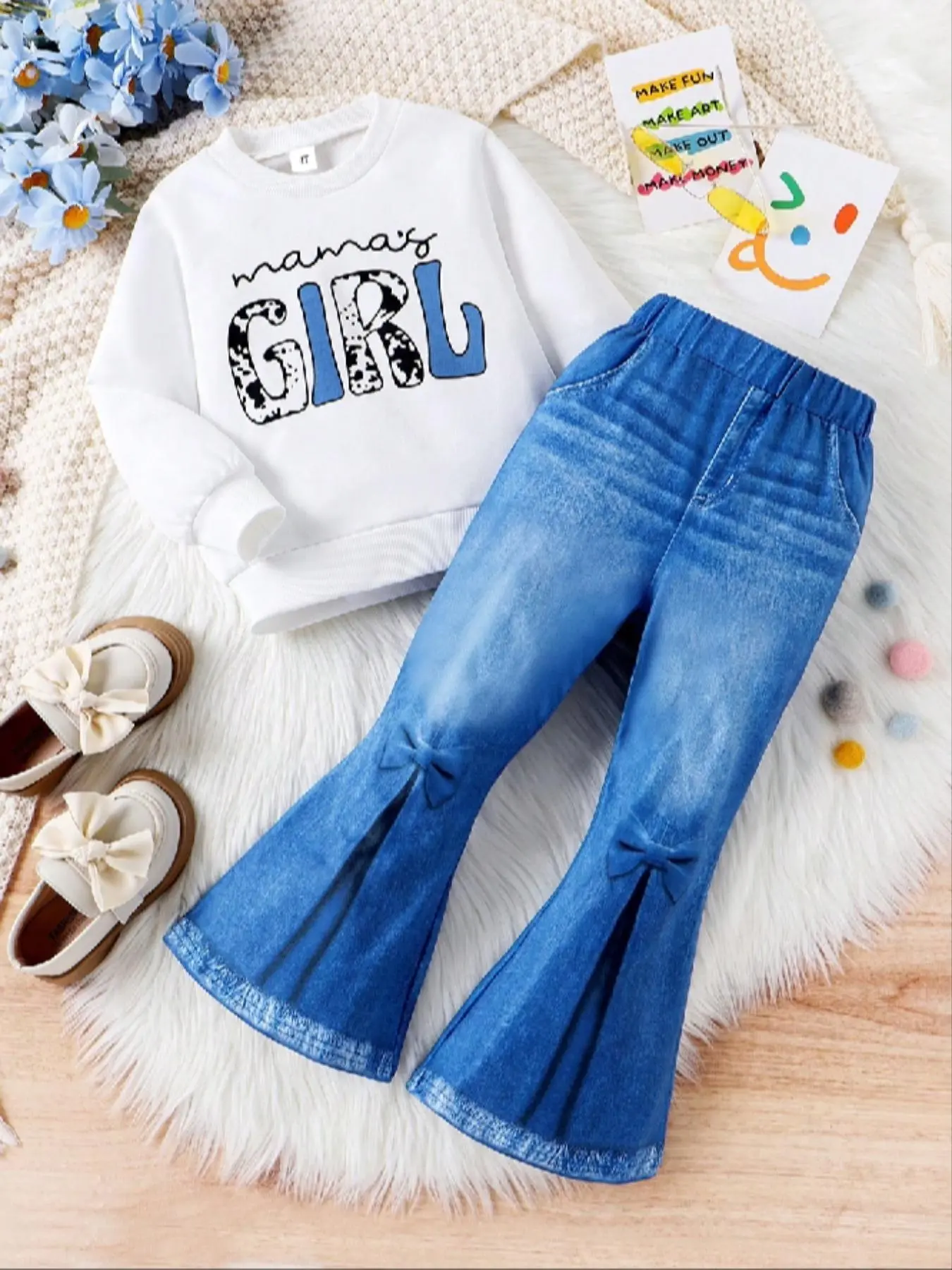 Two-Piece Set Girl's Letter Print Sweatshirt & Denim-effect Print Flare Leg Jeans Set, Cute Casual Drop Shoulder Long Sleeve Pullover & Bell Bottom Trousers for Daily Wear, Kids Fall & Winter Clothes