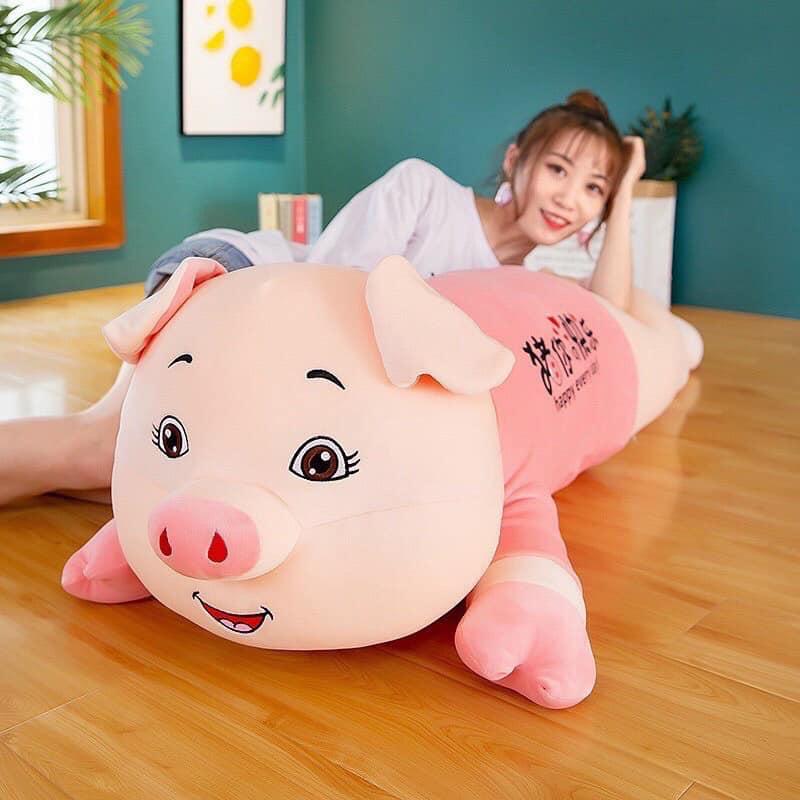 SP MỚI Gấu Bông con heo áo hồng cực đại ,gối ôm con heo dài khổng lồ 1M65