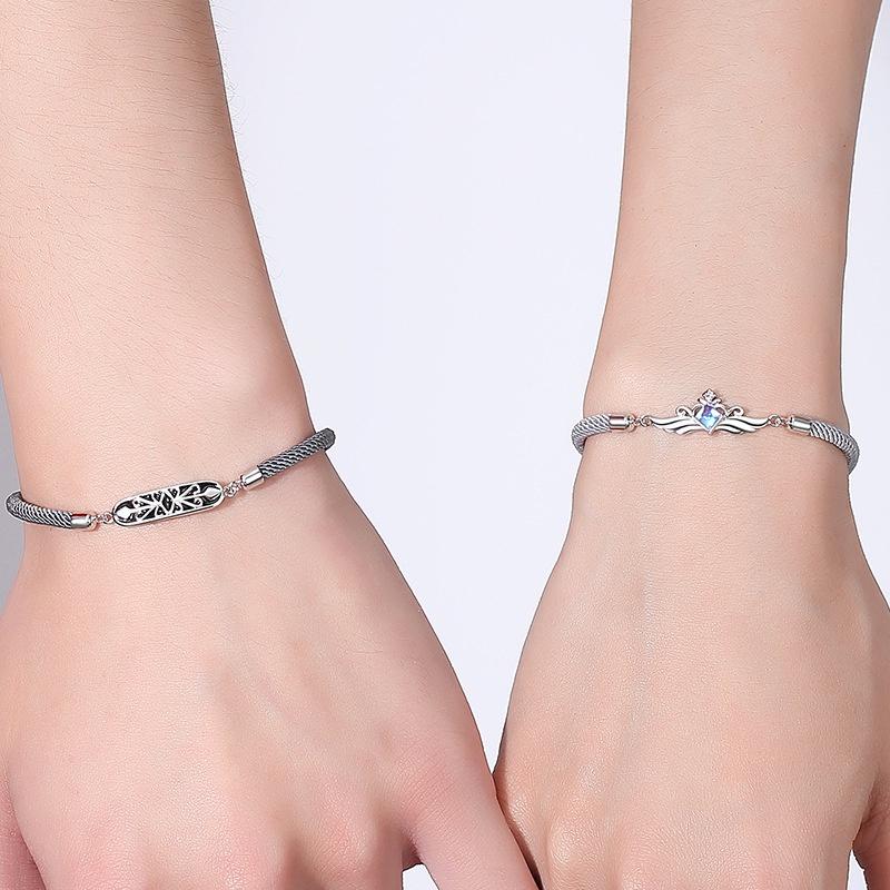 gelang couple-Princess and Prince Gelang Pasangan Princess and Prince Bracelets couple Original Arctic Deer 2