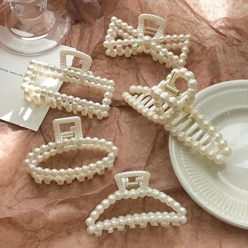 Product Introduction of Elegant Pearls Beads Hairpin for Women Fashion Geometric Hair Claw Barrettes Headwear Ponytail Hair Clips Hair Crab Accessories 6